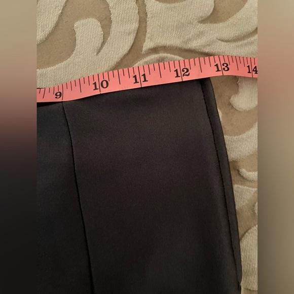 Good American Scuba Trousers  Gray, size 2/26
NWOT - Picture 11 of 12